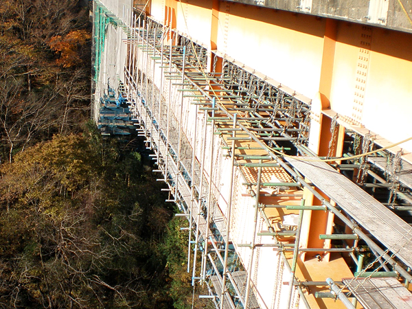 東部架設施工事例・福島 吊り足場